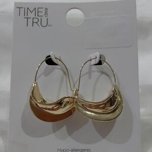 Time and Tru Two-Tone Gold Hoop Earrings